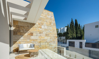Villa design contemporaine à vendre à deux pas du terrain de golf, au cœur de Nueva Andalucía, Marbella 798434 