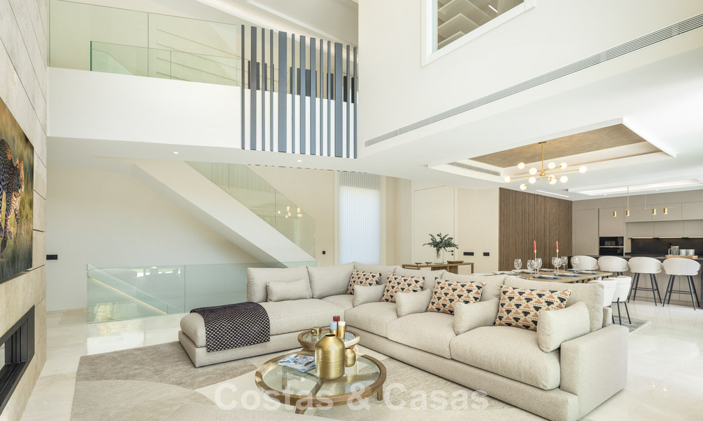 Villa design contemporaine à vendre à deux pas du terrain de golf, au cœur de Nueva Andalucía, Marbella 798445