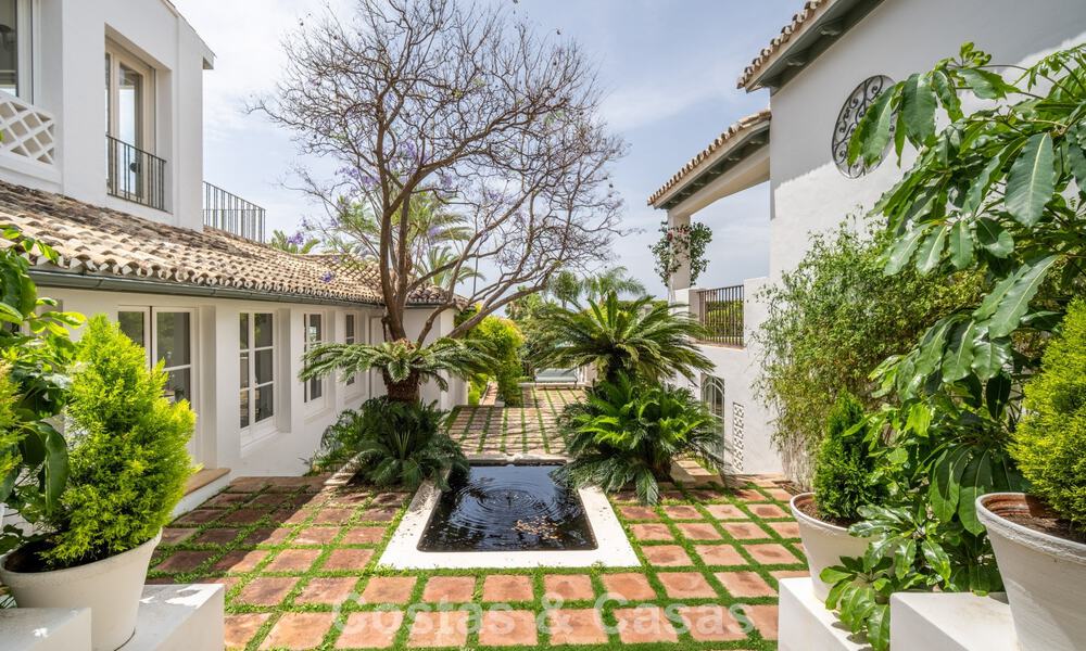 Somptueuse villa de luxe au style architectural méditerranéen classique à vendre à Sierra Blanca, Marbella 798481
