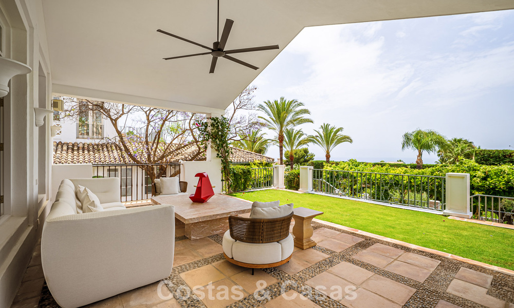 Somptueuse villa de luxe au style architectural méditerranéen classique à vendre à Sierra Blanca, Marbella 798486