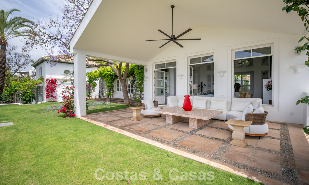 Somptueuse villa de luxe au style architectural méditerranéen classique à vendre à Sierra Blanca, Marbella 798489