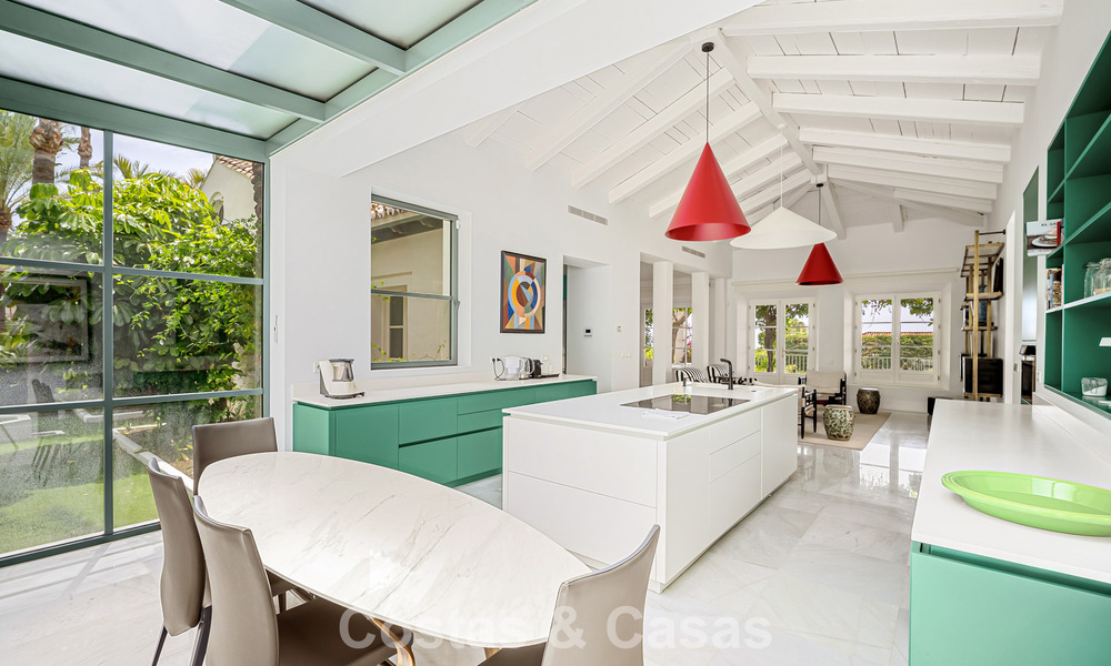 Somptueuse villa de luxe au style architectural méditerranéen classique à vendre à Sierra Blanca, Marbella 798495