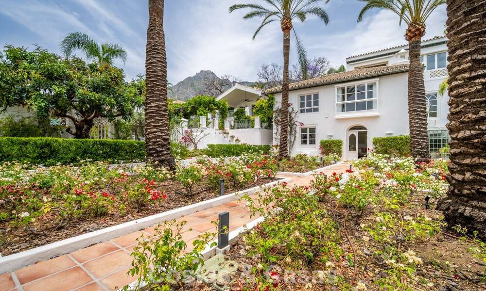 Somptueuse villa de luxe au style architectural méditerranéen classique à vendre à Sierra Blanca, Marbella 798506