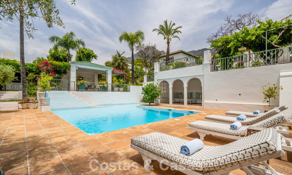 Somptueuse villa de luxe au style architectural méditerranéen classique à vendre à Sierra Blanca, Marbella 798507