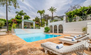 Somptueuse villa de luxe au style architectural méditerranéen classique à vendre à Sierra Blanca, Marbella 798507 