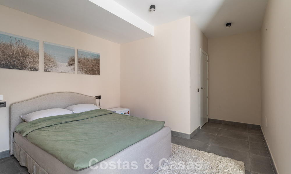 Villa méditerranéenne moderne entièrement rénovée avec vue sur la mer à vendre à Benahavís - Marbella 798531