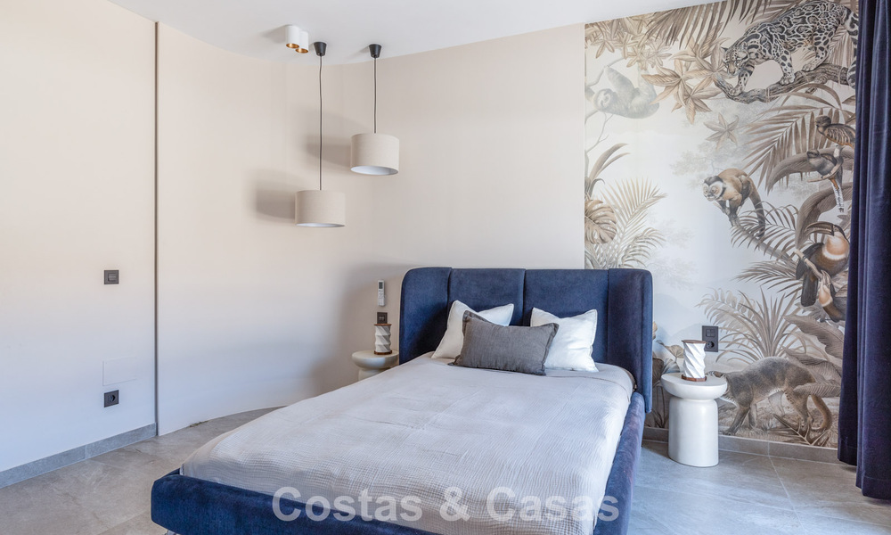 Villa méditerranéenne moderne entièrement rénovée avec vue sur la mer à vendre à Benahavís - Marbella 798547