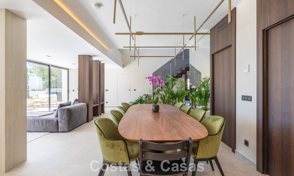 Villa méditerranéenne moderne entièrement rénovée avec vue sur la mer à vendre à Benahavís - Marbella 798550