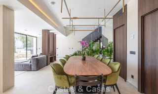 Villa méditerranéenne moderne entièrement rénovée avec vue sur la mer à vendre à Benahavís - Marbella 798550 
