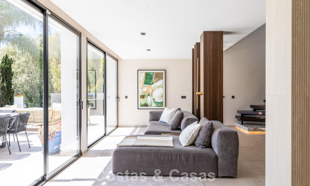 Villa méditerranéenne moderne entièrement rénovée avec vue sur la mer à vendre à Benahavís - Marbella 798551