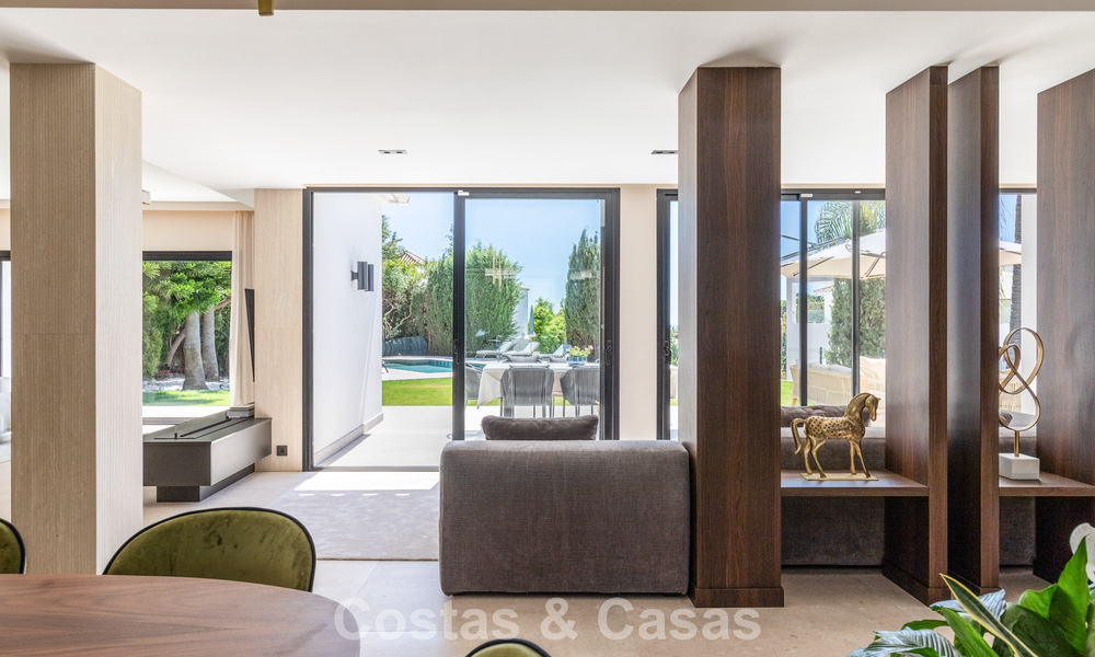 Villa méditerranéenne moderne entièrement rénovée avec vue sur la mer à vendre à Benahavís - Marbella 798561