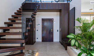 Villa méditerranéenne moderne entièrement rénovée avec vue sur la mer à vendre à Benahavís - Marbella 798571 