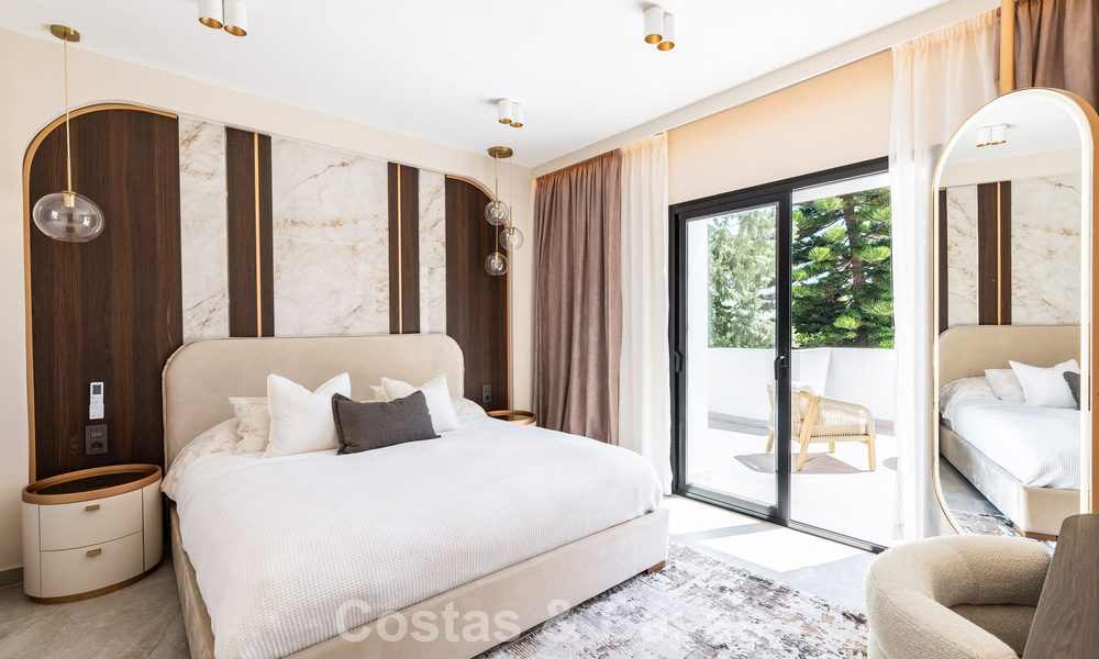 Villa méditerranéenne moderne entièrement rénovée avec vue sur la mer à vendre à Benahavís - Marbella 798574