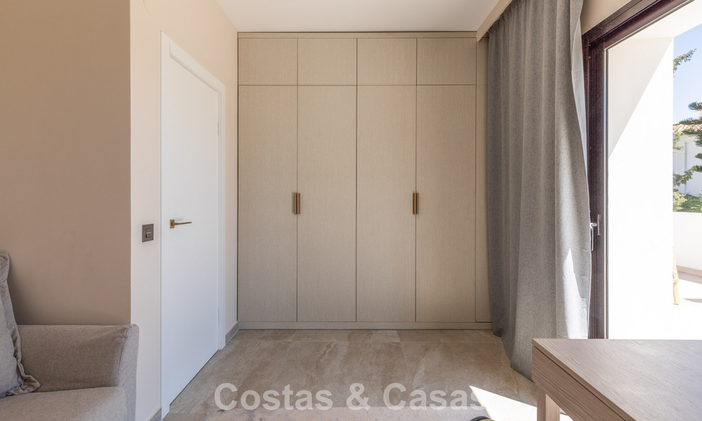 Villa méditerranéenne moderne entièrement rénovée avec vue sur la mer à vendre à Benahavís - Marbella 798582