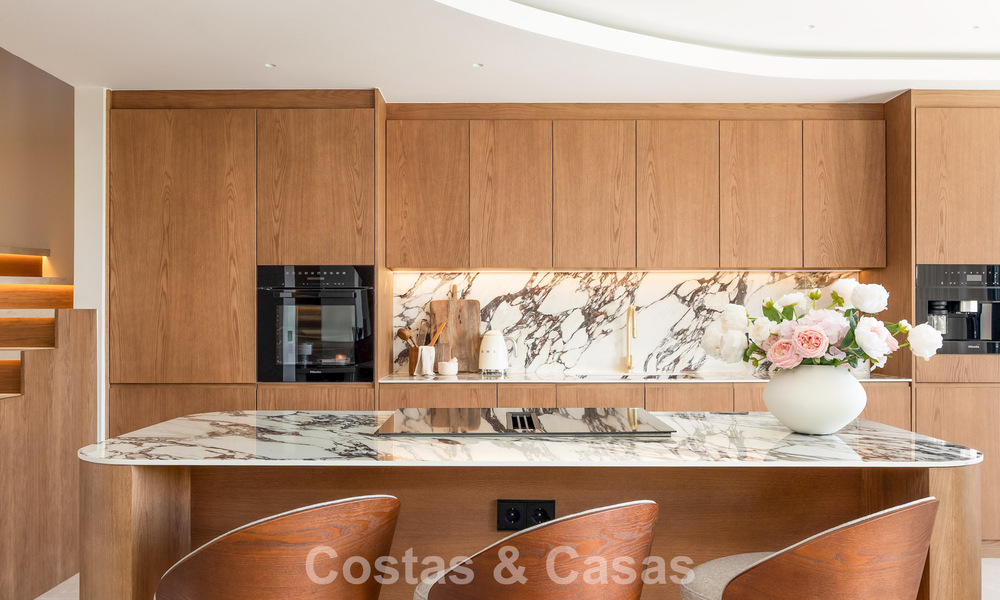Maison de ville design de luxe avec vue panoramique sur la mer à vendre à La Quinta, Marbella - Benahavís 798634