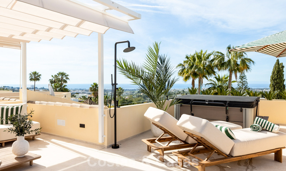 Maison de ville design de luxe avec vue panoramique sur la mer à vendre à La Quinta, Marbella - Benahavís 798642