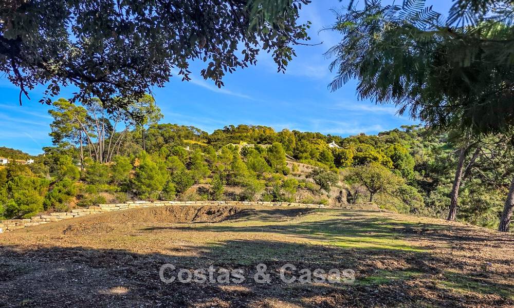 Terrain unique avec projet de villa design à vendre dans le prestigieux resort La Zagaleta, Marbella - Benahavís 798660