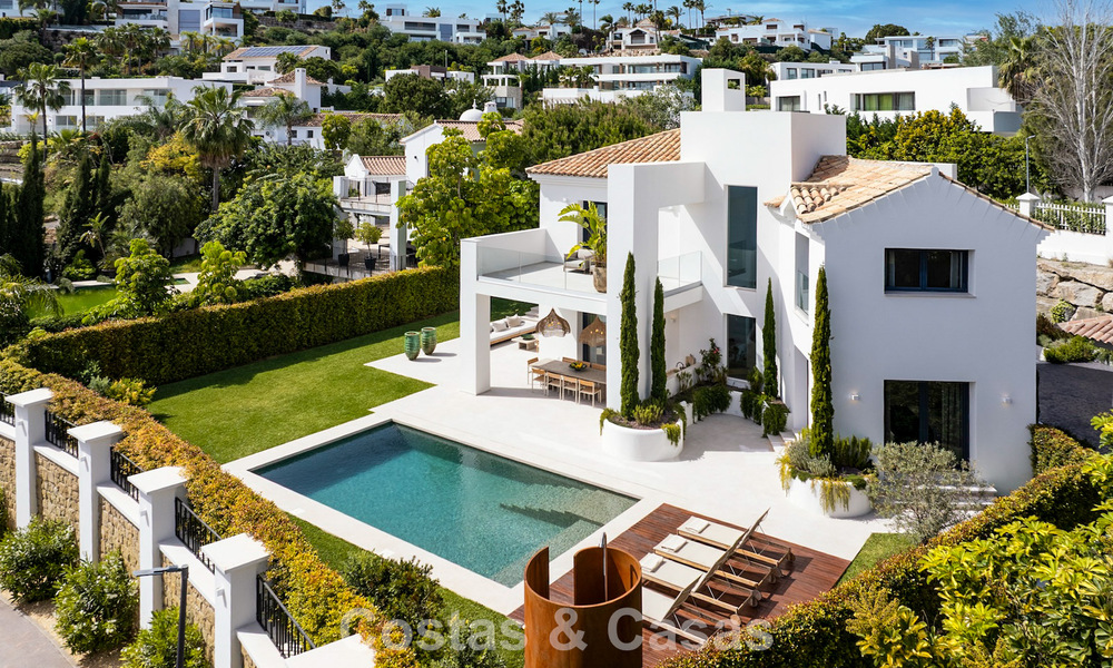 Villa de luxe, prête à emménager, au style contemporain méditerranéen à vendre dans un quartier de golf de Marbella - Benahavís 798701