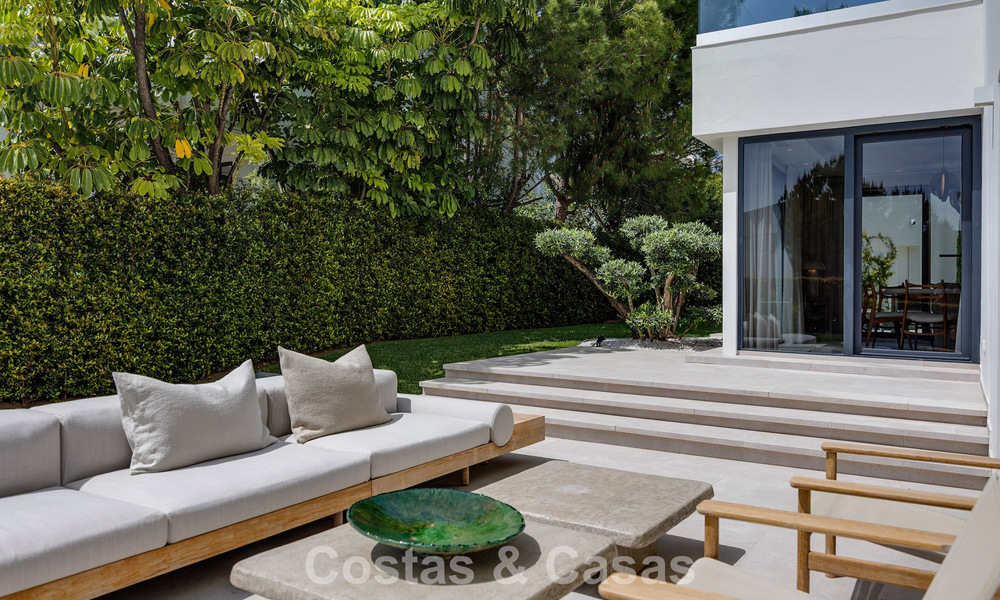 Villa de luxe, prête à emménager, au style contemporain méditerranéen à vendre dans un quartier de golf de Marbella - Benahavís 798712