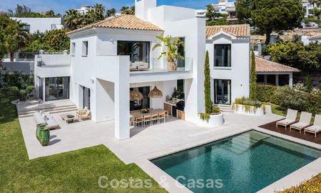 Villa de luxe, prête à emménager, au style contemporain méditerranéen à vendre dans un quartier de golf de Marbella - Benahavís 798736