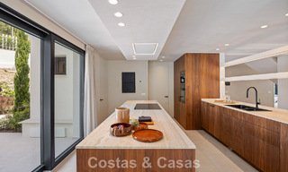Villa de luxe, prête à emménager, au style contemporain méditerranéen à vendre dans un quartier de golf de Marbella - Benahavís 798744 