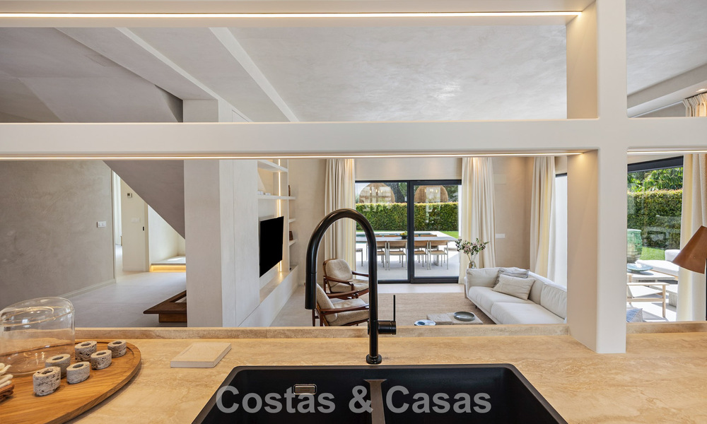 Villa de luxe, prête à emménager, au style contemporain méditerranéen à vendre dans un quartier de golf de Marbella - Benahavís 798745