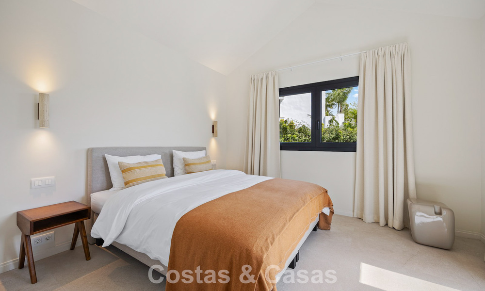 Villa de luxe, prête à emménager, au style contemporain méditerranéen à vendre dans un quartier de golf de Marbella - Benahavís 798755