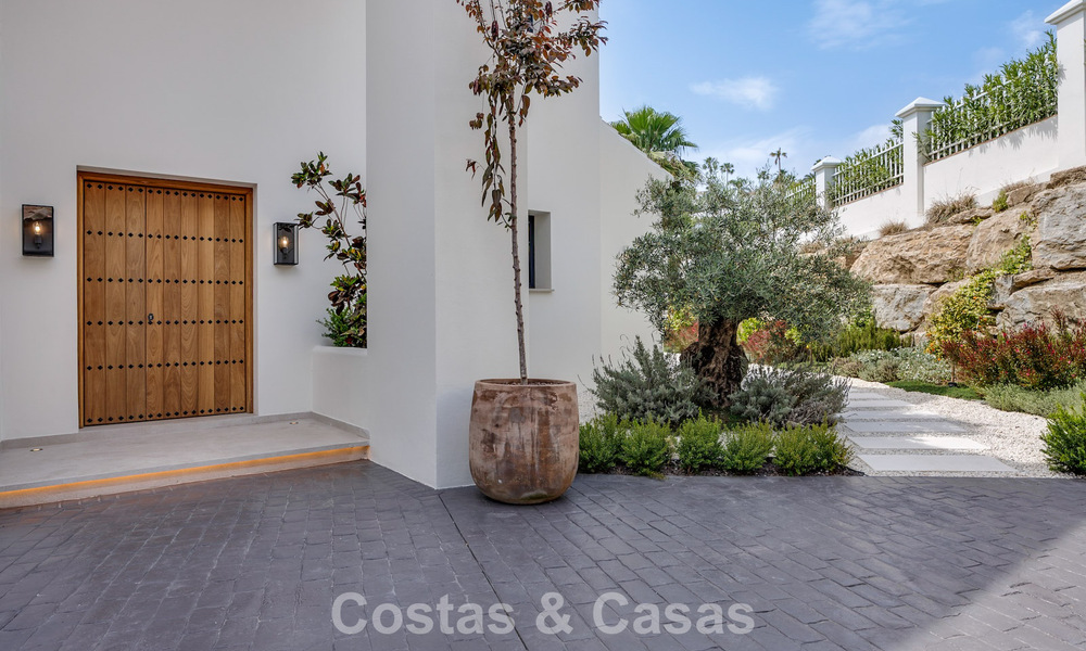 Villa de luxe, prête à emménager, au style contemporain méditerranéen à vendre dans un quartier de golf de Marbella - Benahavís 798758