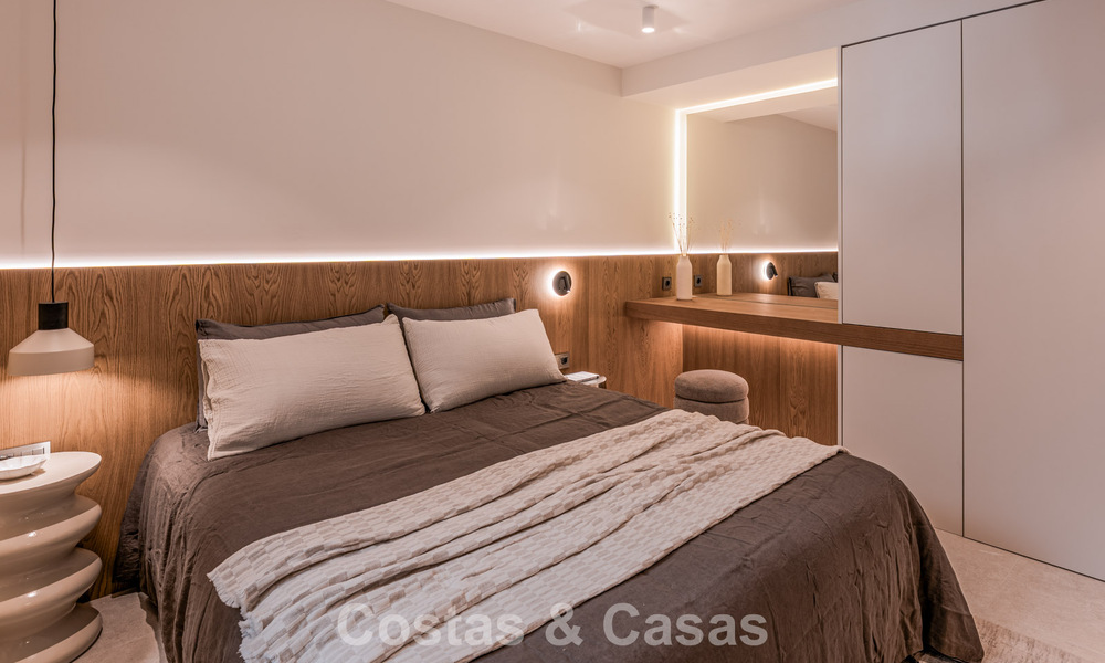 Élégant appartement modernisé à vendre, première ligne Aloha Golf à Nueva Andalucía, Marbella 798762