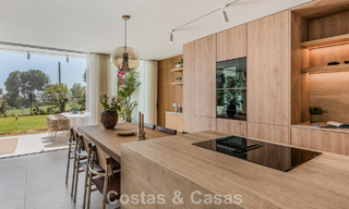 Élégant appartement modernisé à vendre, première ligne Aloha Golf à Nueva Andalucía, Marbella 798786 