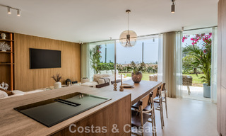 Élégant appartement modernisé à vendre, première ligne Aloha Golf à Nueva Andalucía, Marbella 798787 