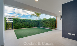 Appartement moderne avec jardin à vendre sur la New Golden Mile entre Marbella et Estepona 798805 