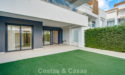 Appartement moderne avec jardin à vendre sur la New Golden Mile entre Marbella et Estepona 798806