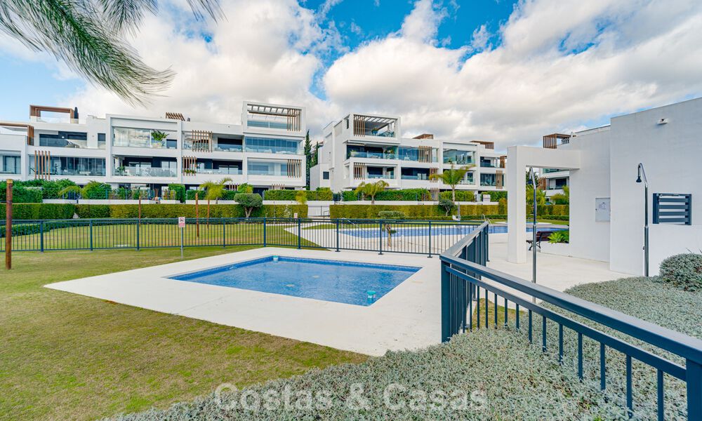 Appartement moderne avec jardin à vendre sur la New Golden Mile entre Marbella et Estepona 798810