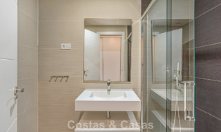 Appartement moderne avec jardin à vendre sur la New Golden Mile entre Marbella et Estepona 798812 