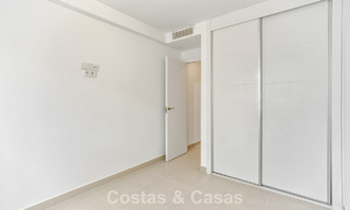 Appartement moderne avec jardin à vendre sur la New Golden Mile entre Marbella et Estepona 798813 