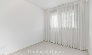 Appartement moderne avec jardin à vendre sur la New Golden Mile entre Marbella et Estepona 798816 