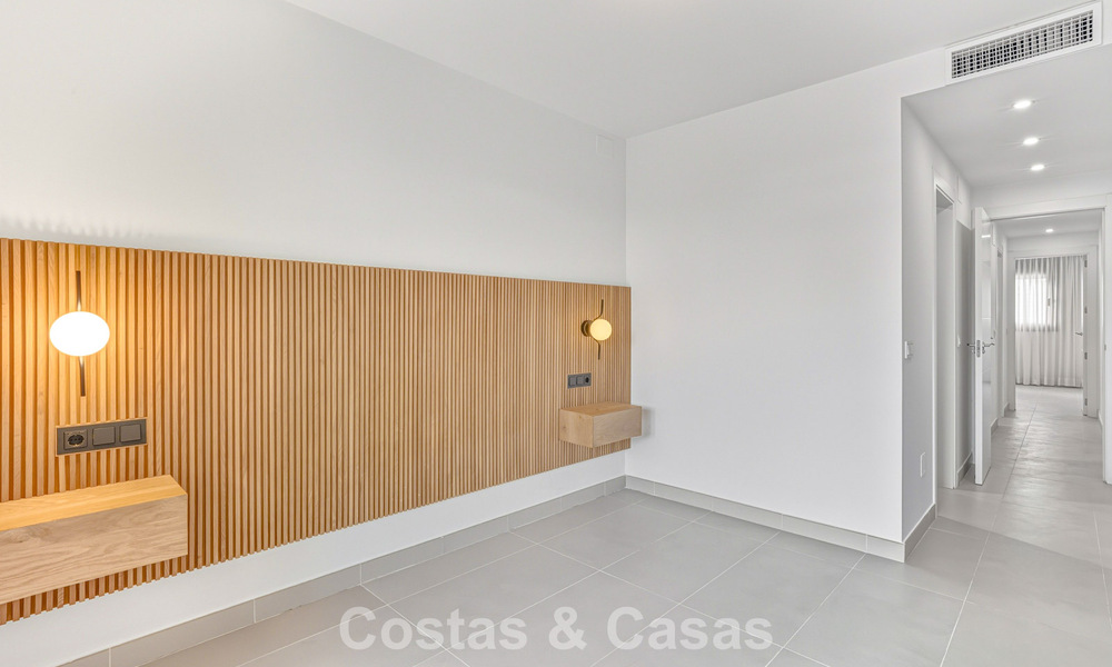 Appartement moderne avec jardin à vendre sur la New Golden Mile entre Marbella et Estepona 798818