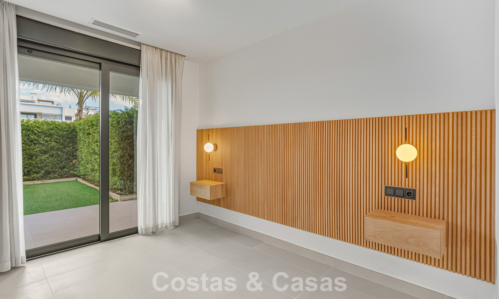 Appartement moderne avec jardin à vendre sur la New Golden Mile entre Marbella et Estepona 798819