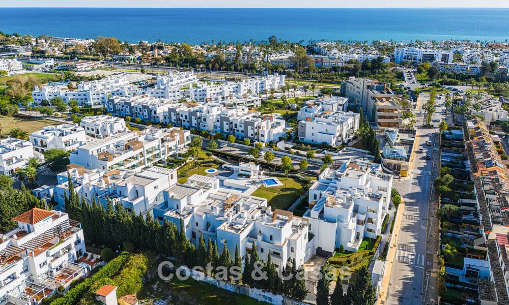 Appartement moderne avec jardin à vendre sur la New Golden Mile entre Marbella et Estepona 798825