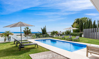 Villa contemporaine avec vues panoramiques sur la mer à vendre dans un prestigieux quartier de golf à Marbella - Benahavís 798846 