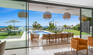 Villa contemporaine avec vues panoramiques sur la mer à vendre dans un prestigieux quartier de golf à Marbella - Benahavís 798866 