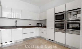Villa contemporaine avec vues panoramiques sur la mer à vendre dans un prestigieux quartier de golf à Marbella - Benahavís 798867 