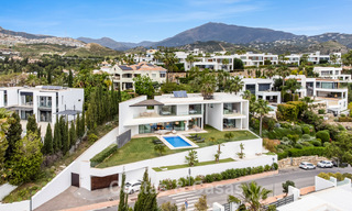 Villa contemporaine avec vues panoramiques sur la mer à vendre dans un prestigieux quartier de golf à Marbella - Benahavís 798885 