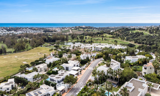 Villa contemporaine avec vues panoramiques sur la mer à vendre dans un prestigieux quartier de golf à Marbella - Benahavís 798889 