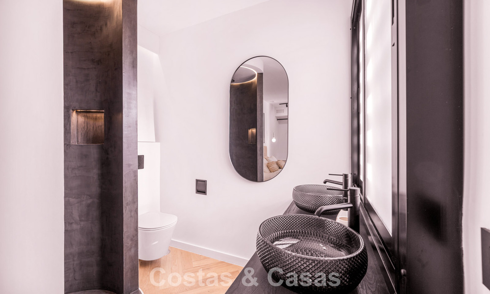 Appartement contemporain entièrement rénové et prêt à emménager à vendre à Nueva Andalucía, Marbella 798904