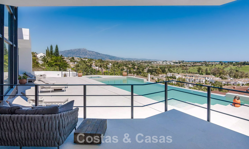 Villa de luxe contemporaine avec vues panoramiques sur la mer à vendre dans les collines de Marbella - Benahavís 798927