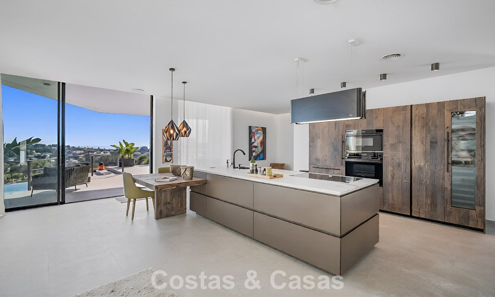 Villa de luxe contemporaine avec vues panoramiques sur la mer à vendre dans les collines de Marbella - Benahavís 798938