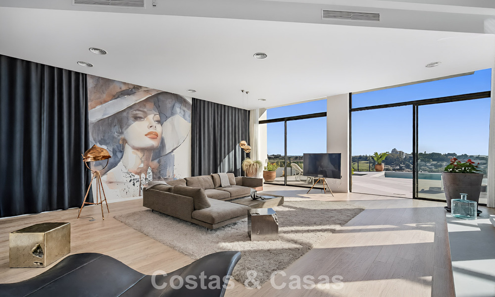 Villa de luxe contemporaine avec vues panoramiques sur la mer à vendre dans les collines de Marbella - Benahavís 798958