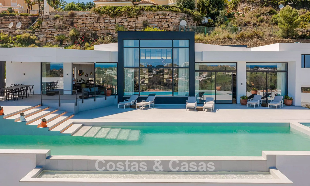 Villa de luxe contemporaine avec vues panoramiques sur la mer à vendre dans les collines de Marbella - Benahavís 798972